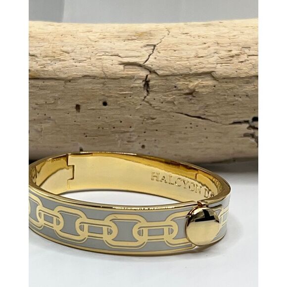 Halcyon Days Chain Cream & Gold Hinged Bangle - Picture 11 of 16